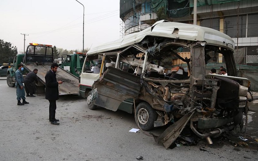 В Афганистане подорвался автобус, трое погибли