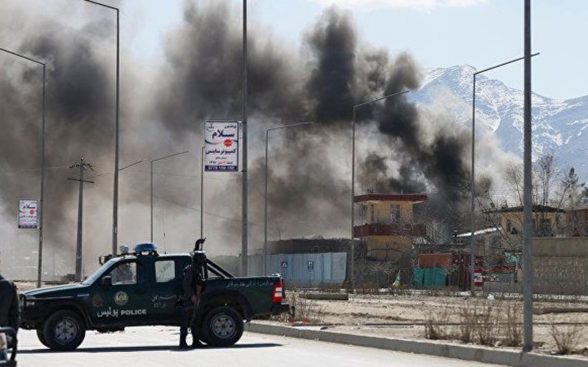 Blast hits temple in Kabul 