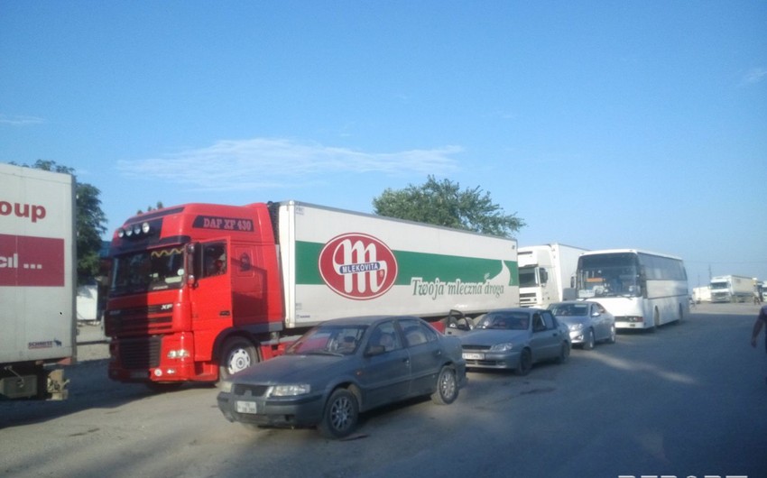 Нормализовано автомобильное движение на азербайджано-российской границе
