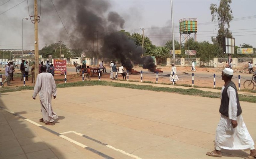 Sudanda keçirilən etiraz aksiyalarında 22 nəfər həlak olub