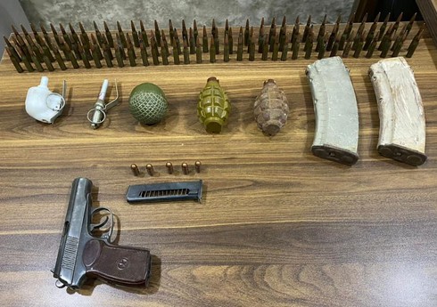 В Ханкенди обнаружено большое количество оружия и боеприпасов