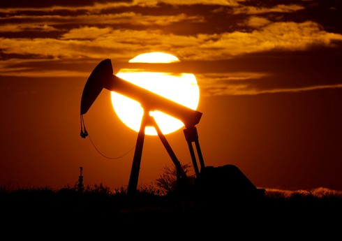 Прогноз: Стоимость нефти в сентябре не превысит $75 за баррель