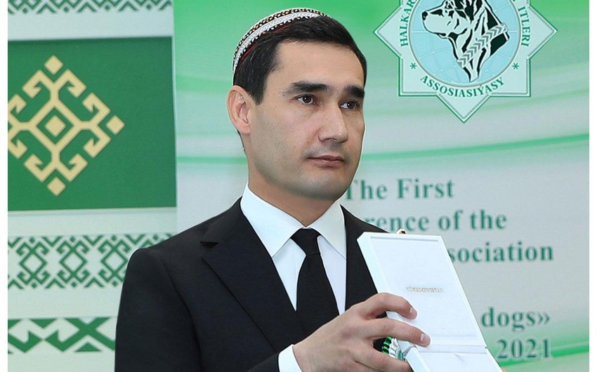 Президент Туркменистана присвоил звание вице-премьеру