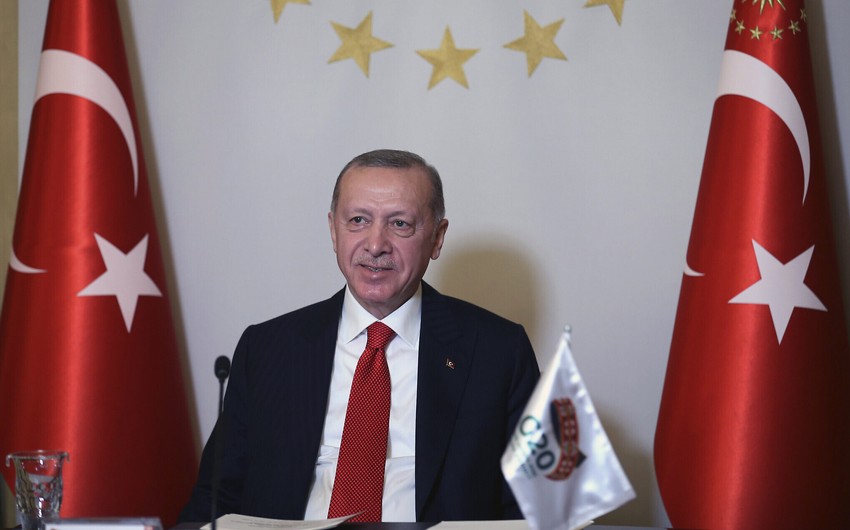 Türkiyə Prezidenti maaşını 14 % artırır