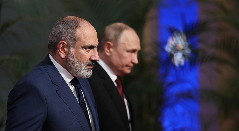 Putin, Pashinyan Agree On Withdrawal Of Russian Military From Armenian ...