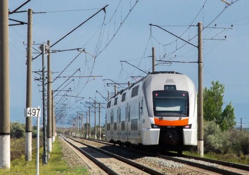 Пассажиропоток на  железнодорожном транспорте в Азербайджане вырос на 46% 