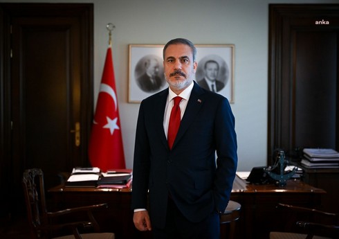 Хакан Фидан: Турция поддерживает мирное соглашение между Арменией и Азербайджаном 