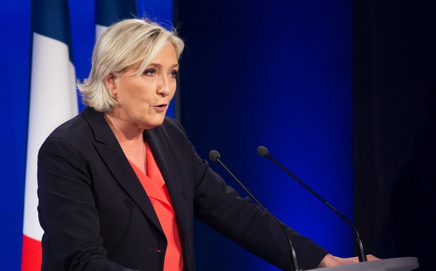 Le Pen: French president in fragile position