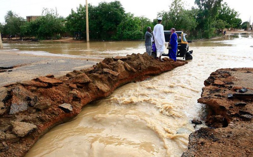 В Судане десятки людей погибли из-за разрушительных наводнений