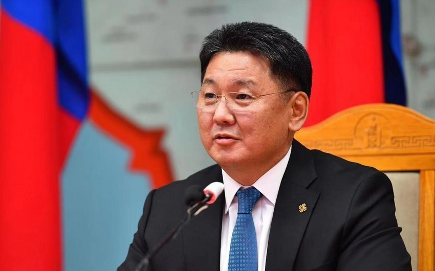 Президент Монголии прибыл на саммит ШОС в Астану
