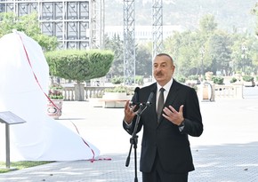Prezident: Azərbaycan xalqı Müslüm Maqomayevlə fəxr edir