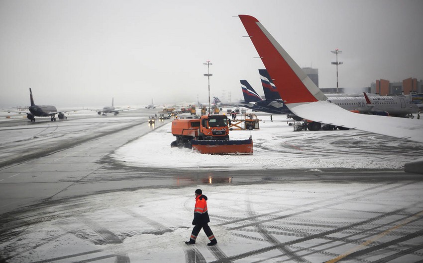 Over 60 flights canceled at Moscow airports due to bad weather