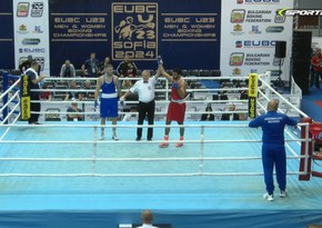 Two Azerbaijani boxers reach quarterfinals of European Championship