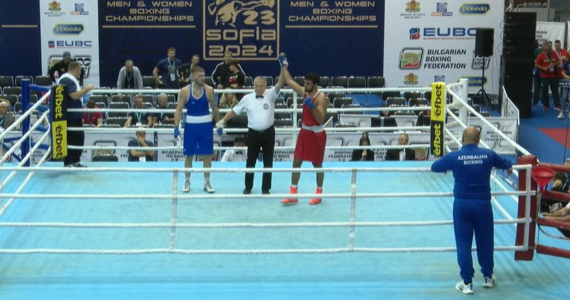 Two Azerbaijani boxers reach quarterfinals of European Championship