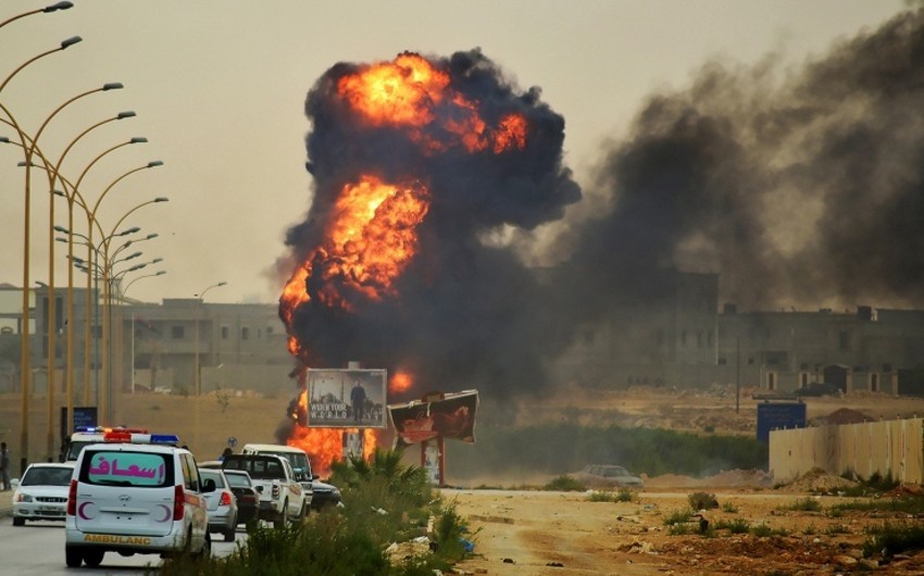 Ливийские ВВС нанесли серию ударов по расположениям исламистов к востоку от Триполи