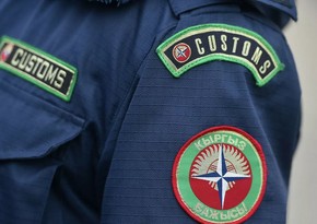 В Кыргызстане за связи с ОПГ уволены 58 таможенников 