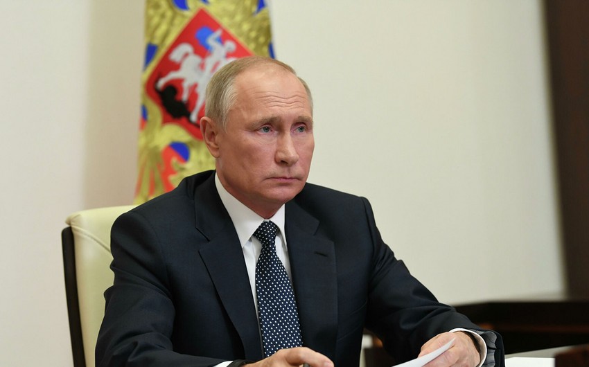 Putin discusses country's security issues, interaction with neighbors in Security Council