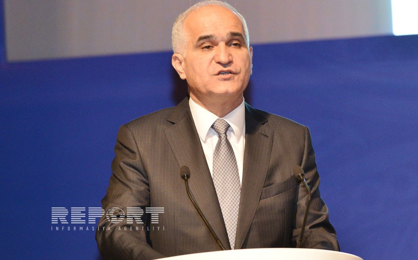 Начался визит министра экономики и промышленности Азербайджана в Иран