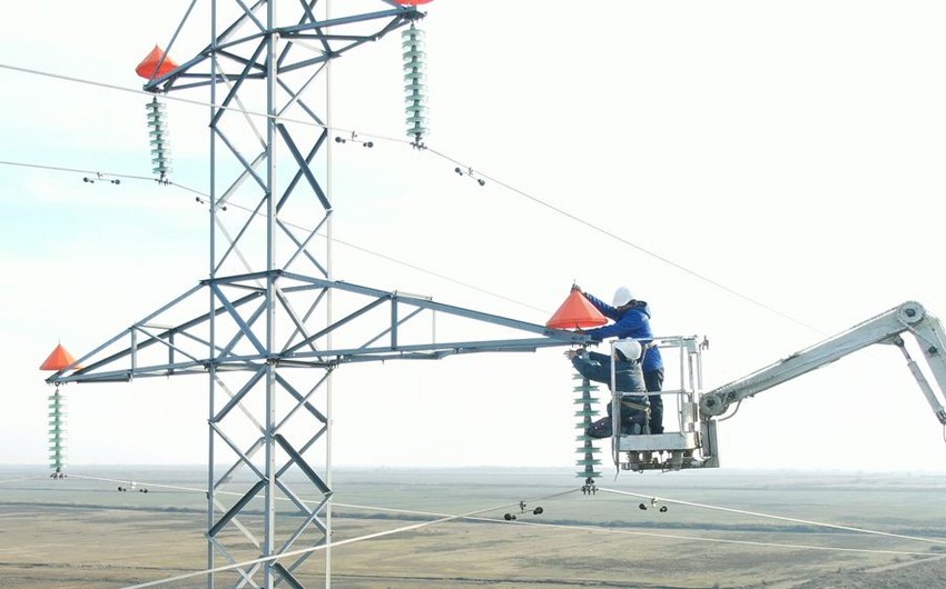 Azərişıq Laçın rayonunda 35 kV-luq yeni elektrik xətti çəkib