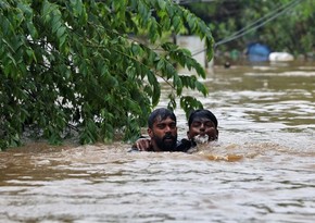 Число жертв наводнений в Индии увеличилось до 24
