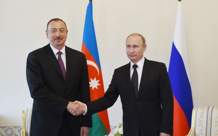 Ilham Aliyev, Vladimir Putin discuss situation in Ukraine