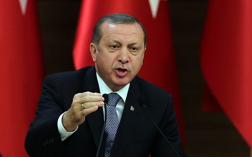 Ərdoğan: “Türkiyəni strateji hədəf halına gətirməyə çalışanlara təslim olmayacağıq”