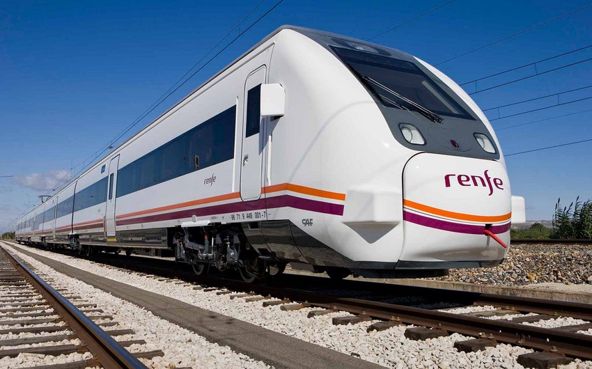 В Испании в результате инцидента с поездом пострадали около 40 человек