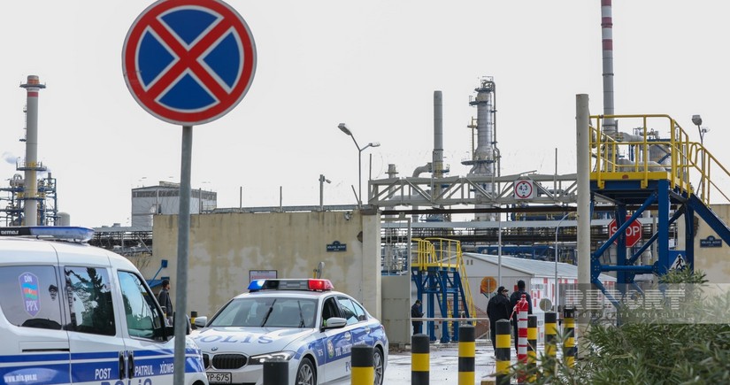 SOCAR: Neft Emalı Zavodundakı yanğın zamanı xəsarət alan yoxdur