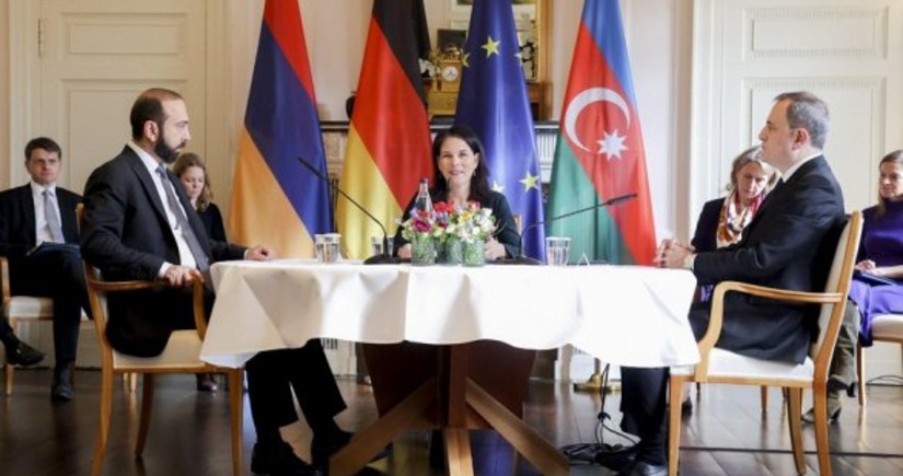В Германии завершился первый день азербайджано-армянских переговоров
