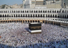 Some Azerbaijani hajjis in Mecca face health problems