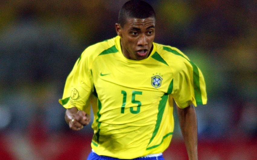 Braziliya millisinin sabiq futbolçusu ailə üzvləri ilə birlikdə hücuma məruz qalıb