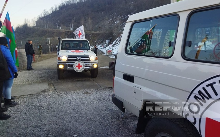 ICRC vehicles unimpededly move from Khankandi to Lachin