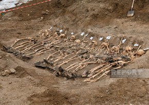 В массовом захоронении в Эдилли останки азербайджанцев были захоронены на глубине трех метров