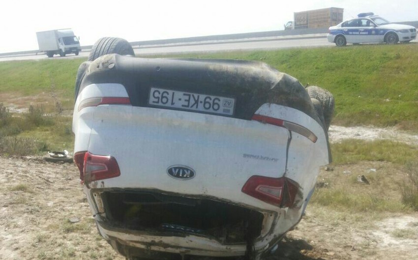Yevlaxda qadın sürücü avtomobili aşırıb, ölən və yaralananlar var - FOTO - YENİLƏNİB-2