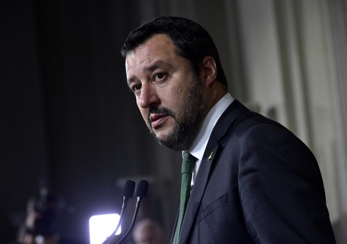 Экс-главе МВД Италии грозит до 15 лет заключения