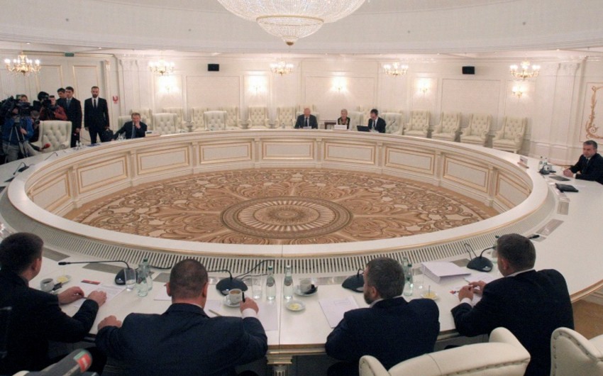 Meeting of sub-groups of Trilateral Contact Group on situation in Ukraine starts