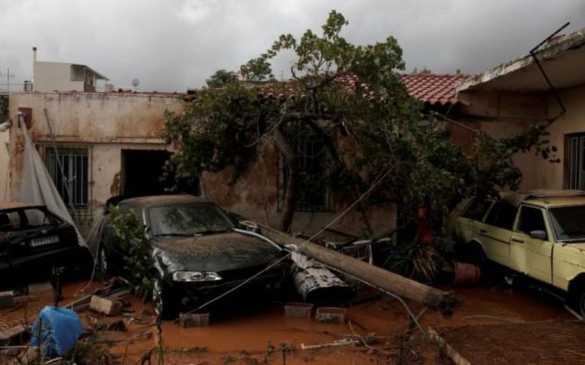 Не менее девяти человек погибли на западе Аттики из-за проливных дождей