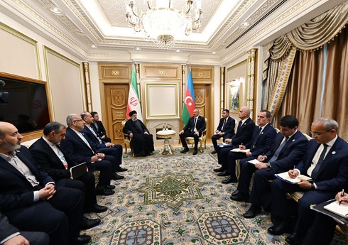В Ашхабаде прошла встреча президентов Азербайджана и Ирана