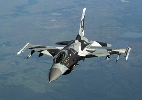 Ukrainian pilots arrive in Denmark for training on F-16 fighter jets