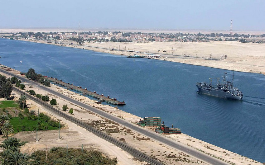 Egypt President leads celebration of new Suez Channel