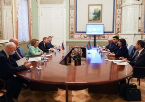 Azerbaijani, Russian top officials discuss relations