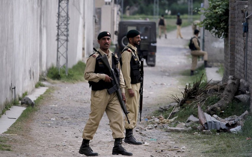 Pakistan paytaxtında naməlum silahlılar hücum edib, iki polis ölüb