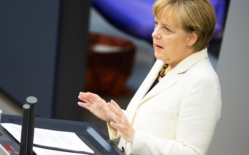 Меркель осудила принятый Трампом указ о беженцах