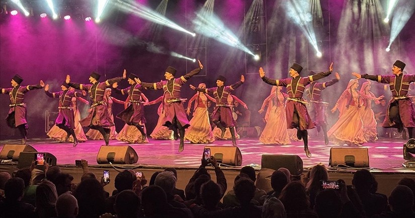 Azərbaycan Dövlət Rəqs Ansamblı İstanbulda konsert proqramı ilə çıxış edib