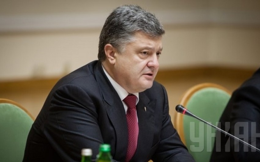 ​Poroşenko: Donetsk aeroportunun müdafiəsi bütün Ukraynanın müdafiəsi deməkdir