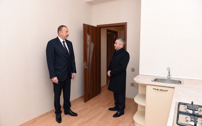 Президент Ильхам Алиев принял участие в открытии нового жилого здания, построенного в Сабунчинском районе