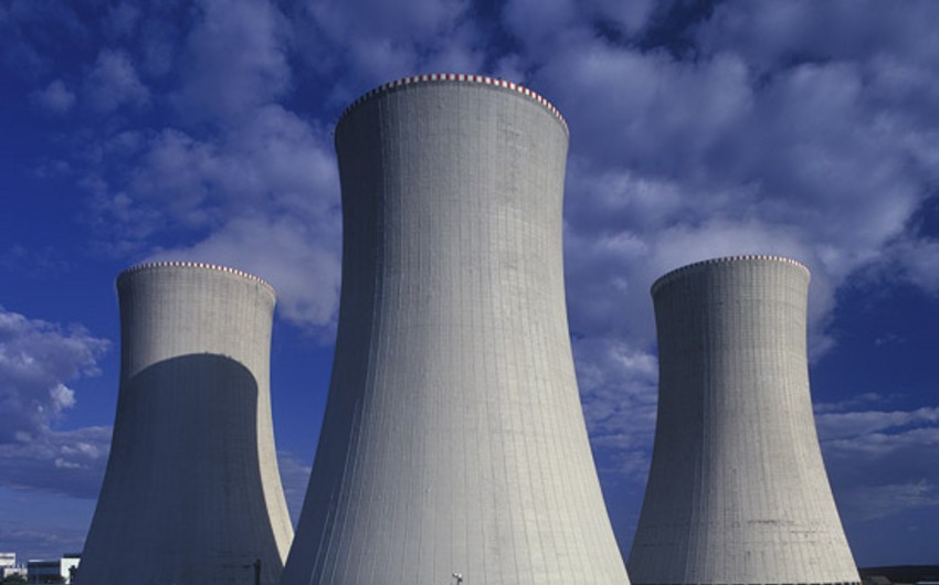 ​В Японии приняли решение об остановке двух атомных реакторов