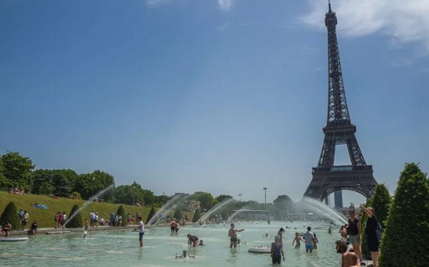 Во Франции 24 человека отравились продуктами горения из-за жары