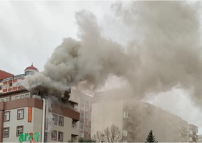 При пожаре в бакинском ресторане пострадали трое
