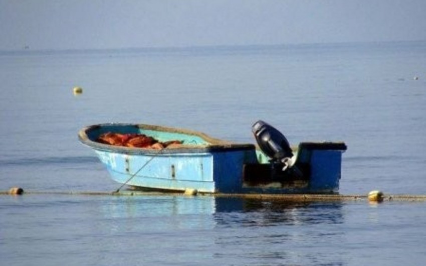 Şərqi Çin dənizində balıqçı qayığı batıb, 12 nəfər itkin düşüb